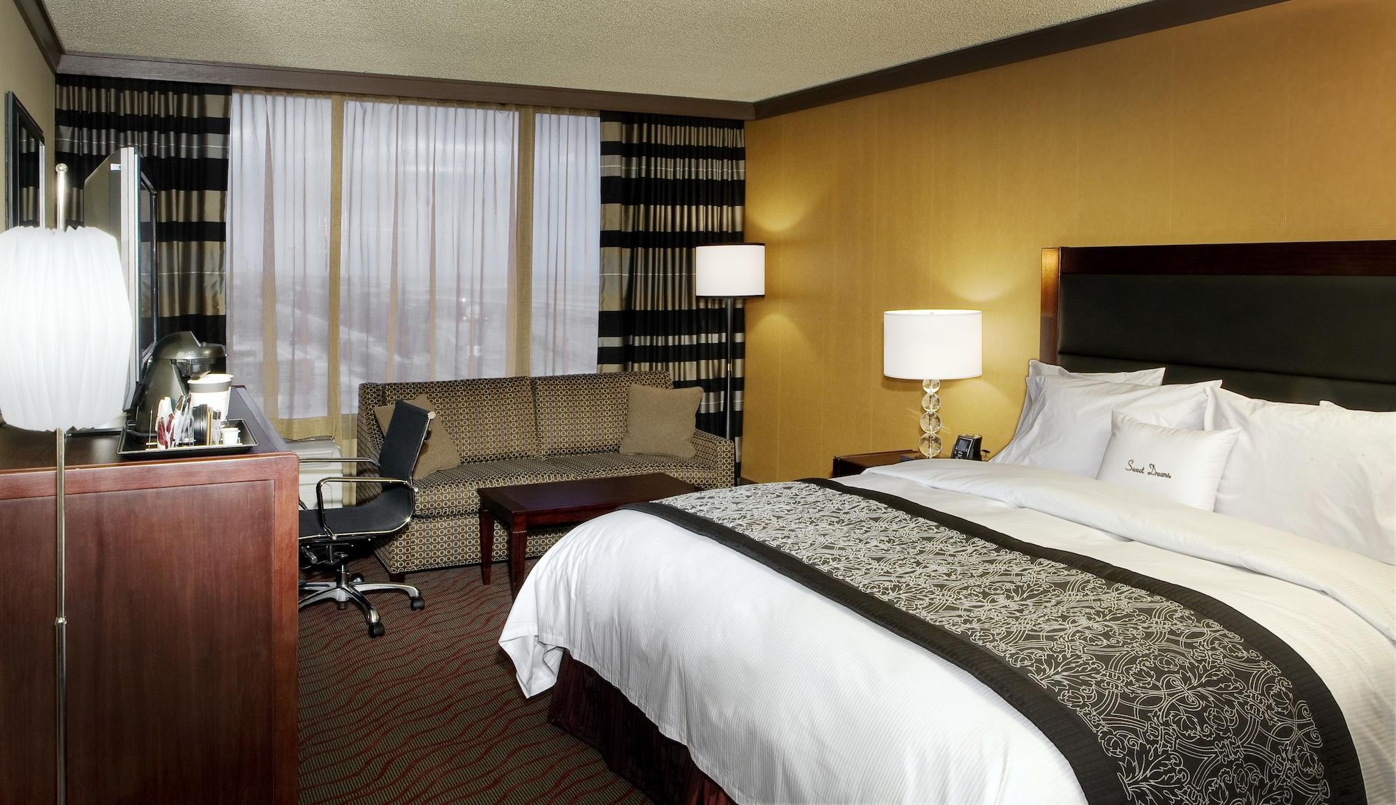 Doubletree By Hilton Downtown - Lakeside 4*